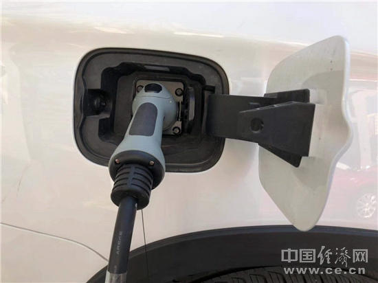 全球汽车巨头发力“脱碳”