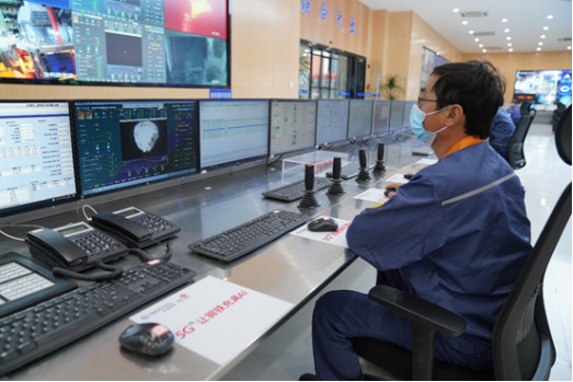 中国联通5G：让铁水化身“钢铁侠” ，将零件组成“汽车人”