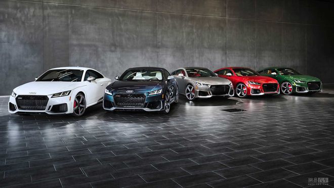 奥迪发布TT RS最终版车型 51.6万起/破百3.6秒