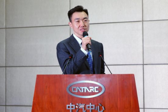 《节能与新能源汽车发展报告2021》正式发布