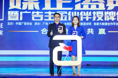 2021交卷时刻：全新鸿日，各科满分