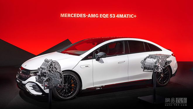 全新梅赛德斯-AMG EQE全球首发 破百仅3.3秒