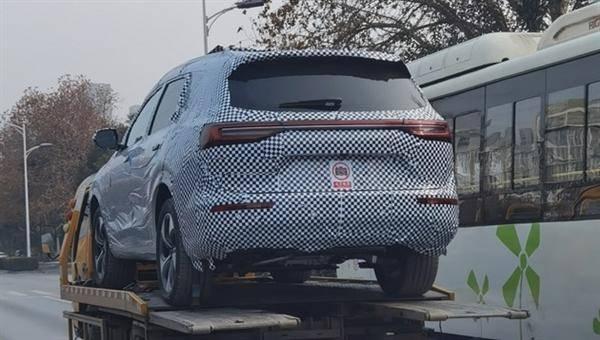 定位中大型SUV 疑似AITO问界M7谍照曝光 对标理想ONE？