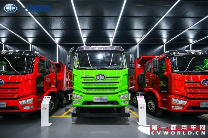 重型自卸车2月降超7成 三一逆增 东风再夺冠 陕汽返前三