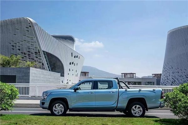 低货台设计 集成照明功能 金刚炮以“人性化”细节取胜