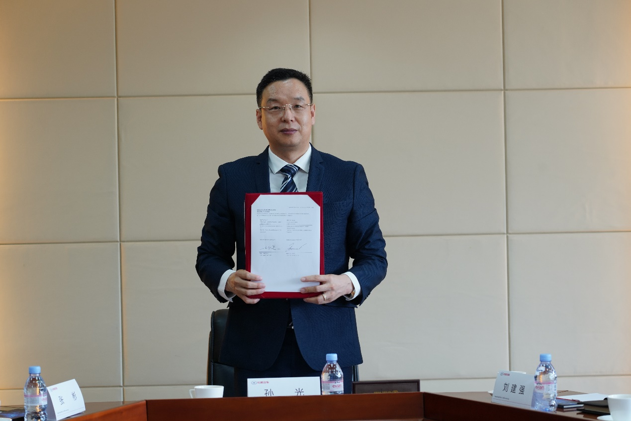 开拓港澳市场 长城与英之杰集团正式签约合作
