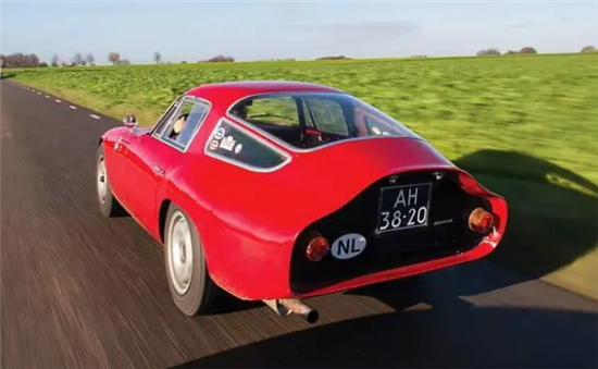 阿尔法·罗密欧Giulia SWB Zagato预告图发布