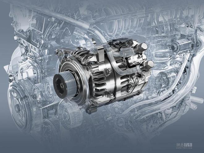 凯迪拉克新款XT4售26.17万起 增流媒体后视镜