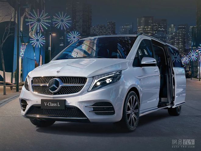 2022款梅赛德斯-奔驰V级MPV上市 价不变更豪华