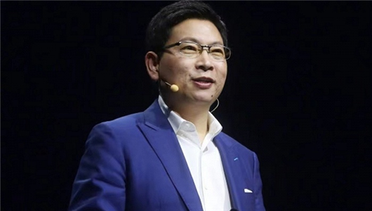 华为仍没造车，但野心藏不住了