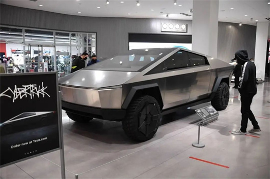 2022，特斯拉，不及格 | 向上45°