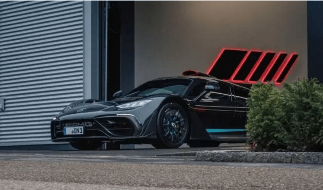 梅赛德斯-AMG ONE 开启交付，限量275台 售价 275 万欧元