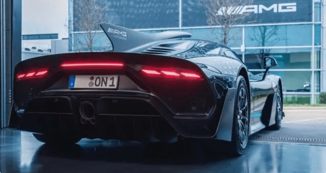 梅赛德斯-AMG ONE 开启交付，限量275台 售价 275 万欧元