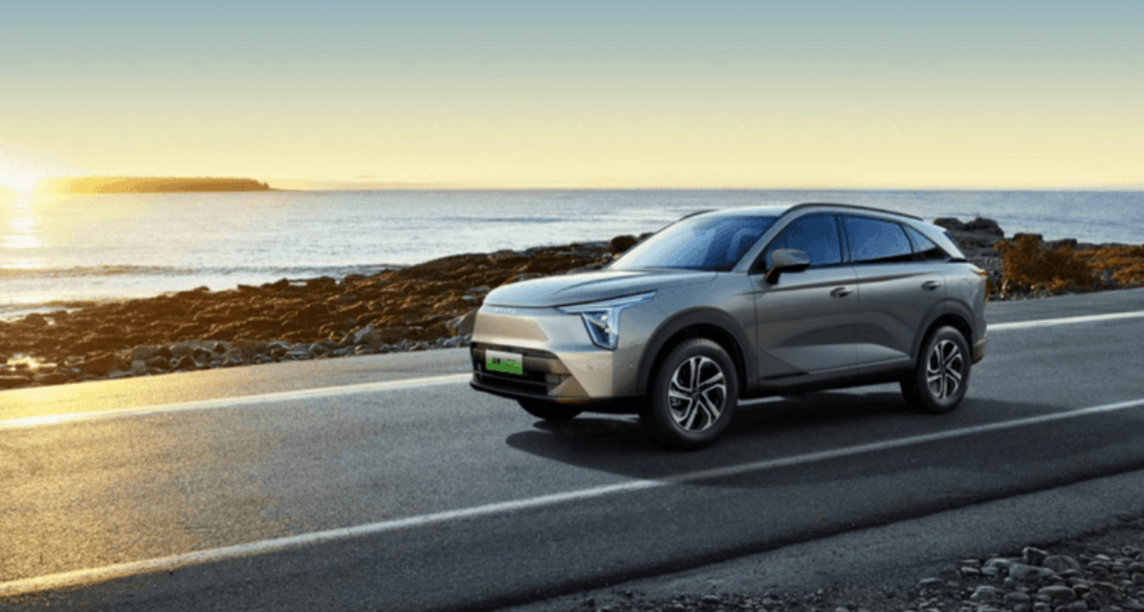 哈弗强攻PHEV，如歌、枭龙即将上市