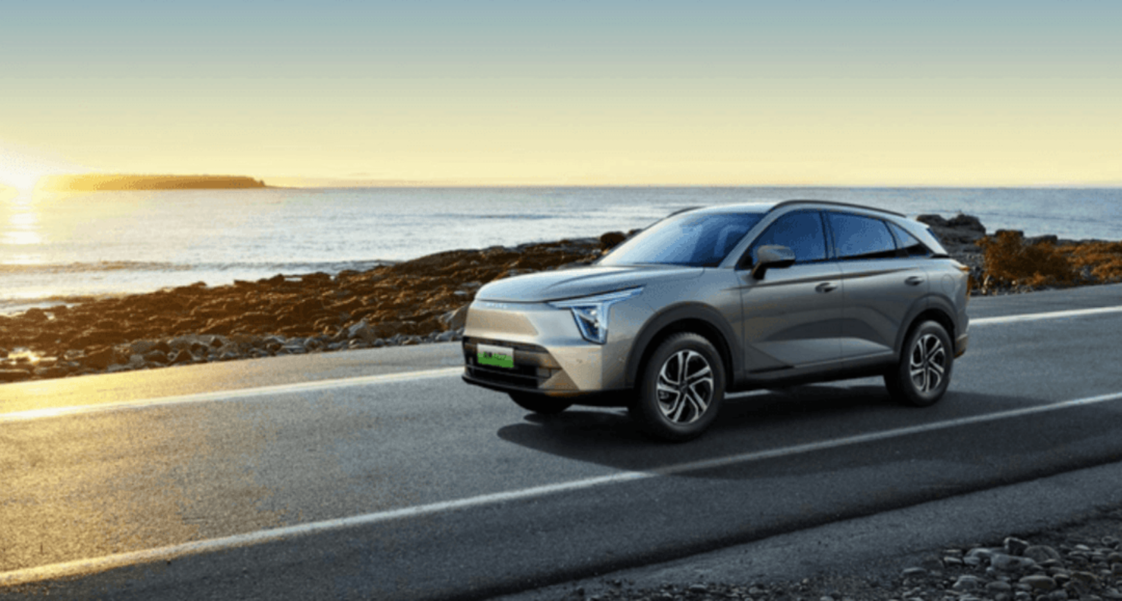 哈弗强攻PHEV，如歌、枭龙即将上市