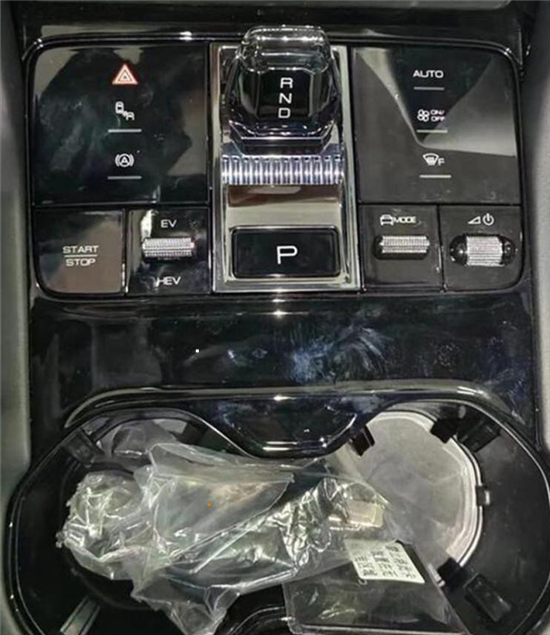 疑似新款比亚迪宋PLUS谍照 内外均有变化