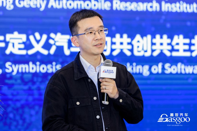 软件定义汽车的共创共生共思考