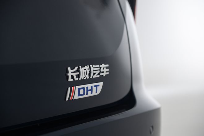 锚定30万+级高端SUV市场 蓝山DHT-PHEV竞争力分析