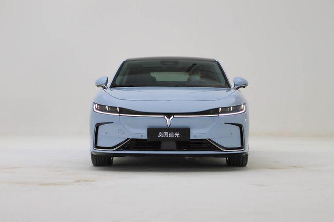 配魔毯功能空悬/3.8s破百 岚图追光预计4月内上市