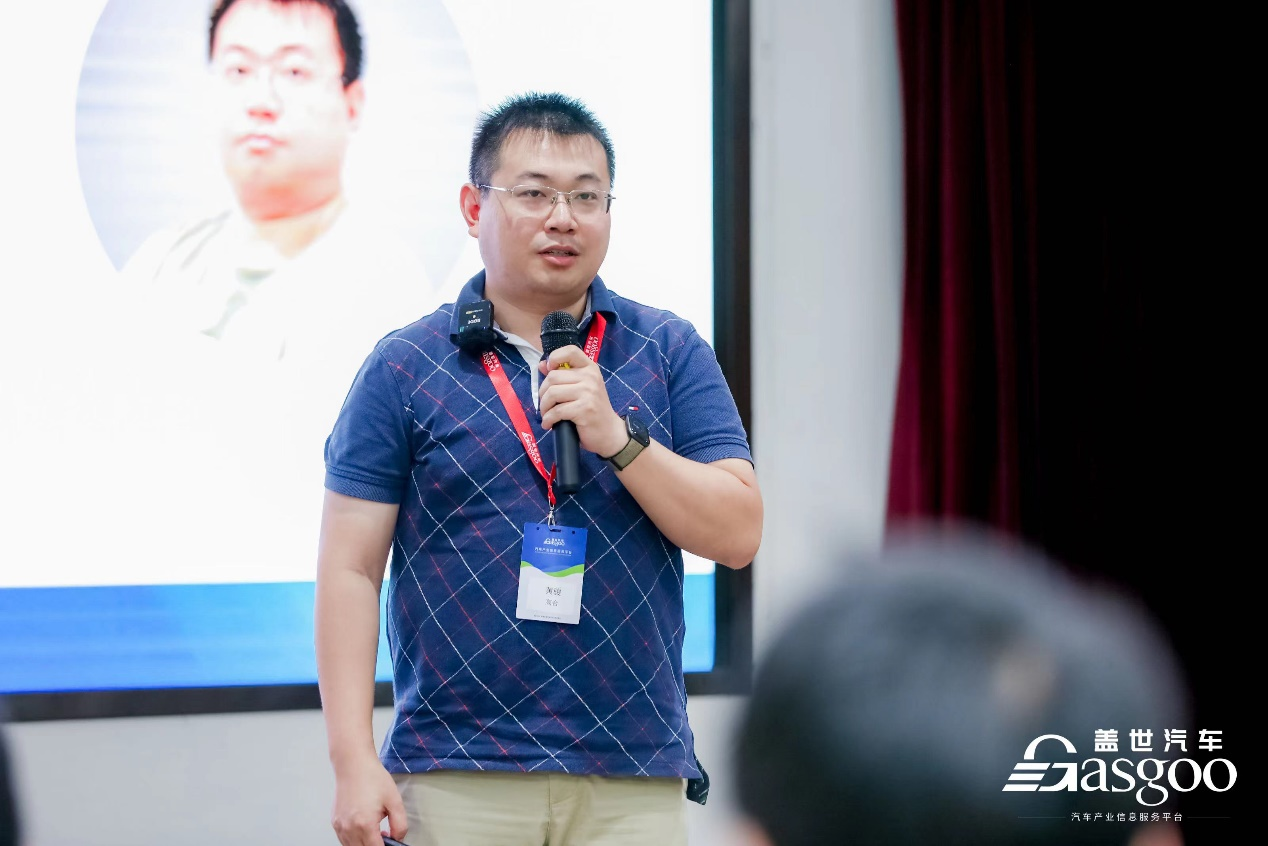 座舱离线大模型的落地：选NPU还是GPU