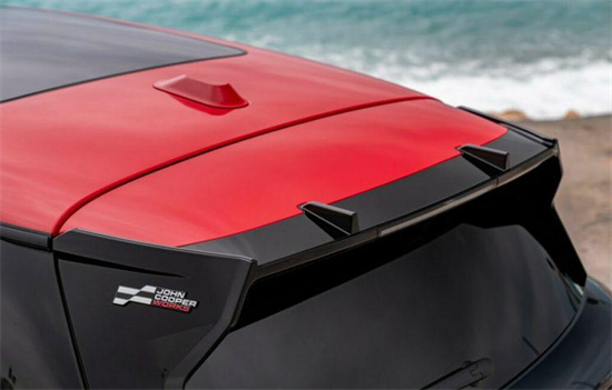 套件上身 MINI Cooper SE JCW Trim官图发布