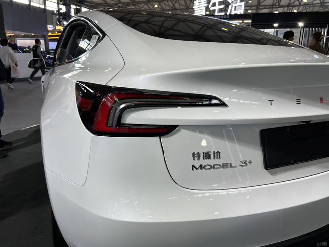 开年降价 特斯拉Model 3/Model Y最高降1.55万