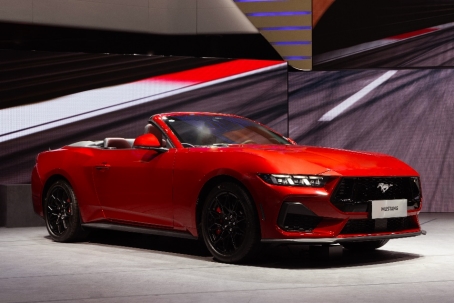 国产福特烈马上市 全新福特Mustang敞篷运动版中国首秀