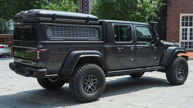 售价48.99万元起 Jeep角斗士改装版车型上市