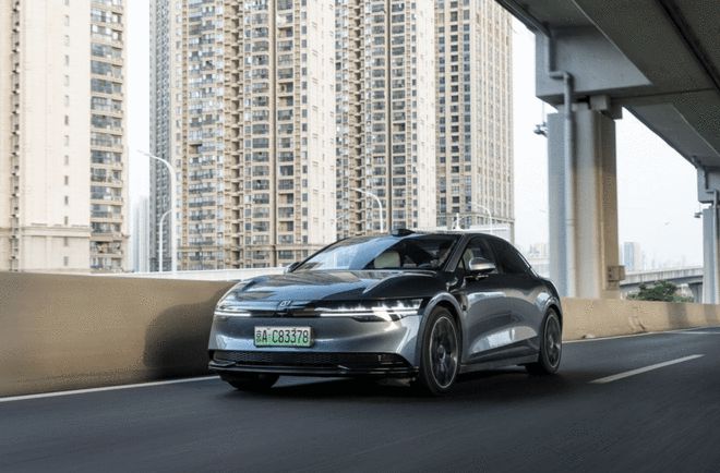 2025款极氪001/极氪007上市 售价20.99万元起