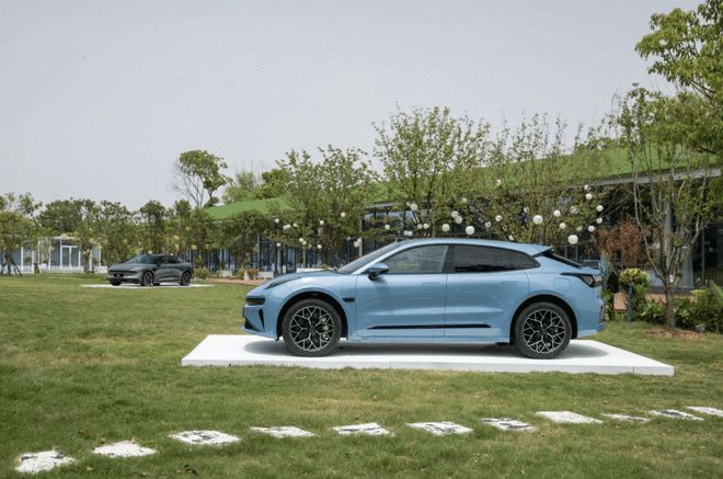 2025款极氪001/极氪007上市 售价20.99万元起