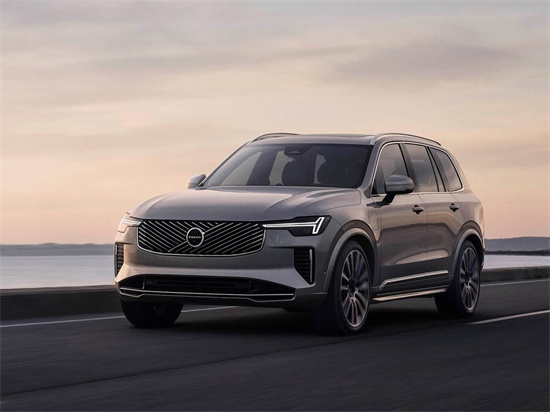 全新沃尔沃XC90上市 售价63.89-89.49万元