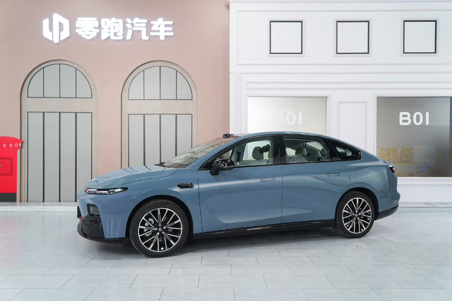 6月新能源销量战报：鸿蒙破5万登顶，小米24万订单承压，方程豹异军突起