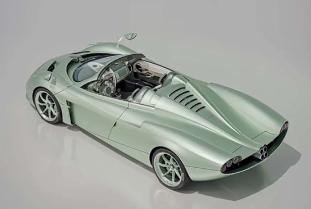 手挡超跑 Huayra Codalunga Speedster发布