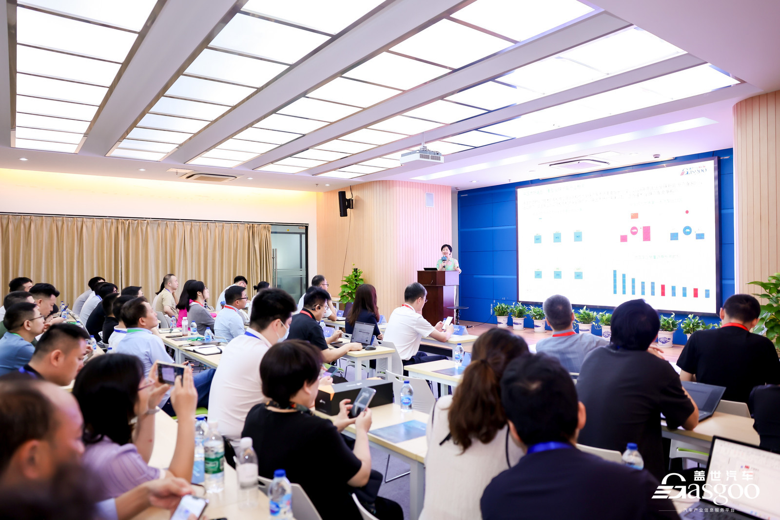 圆满落幕｜盖世汽车2025汽车智能玻璃创新技术及应用大会