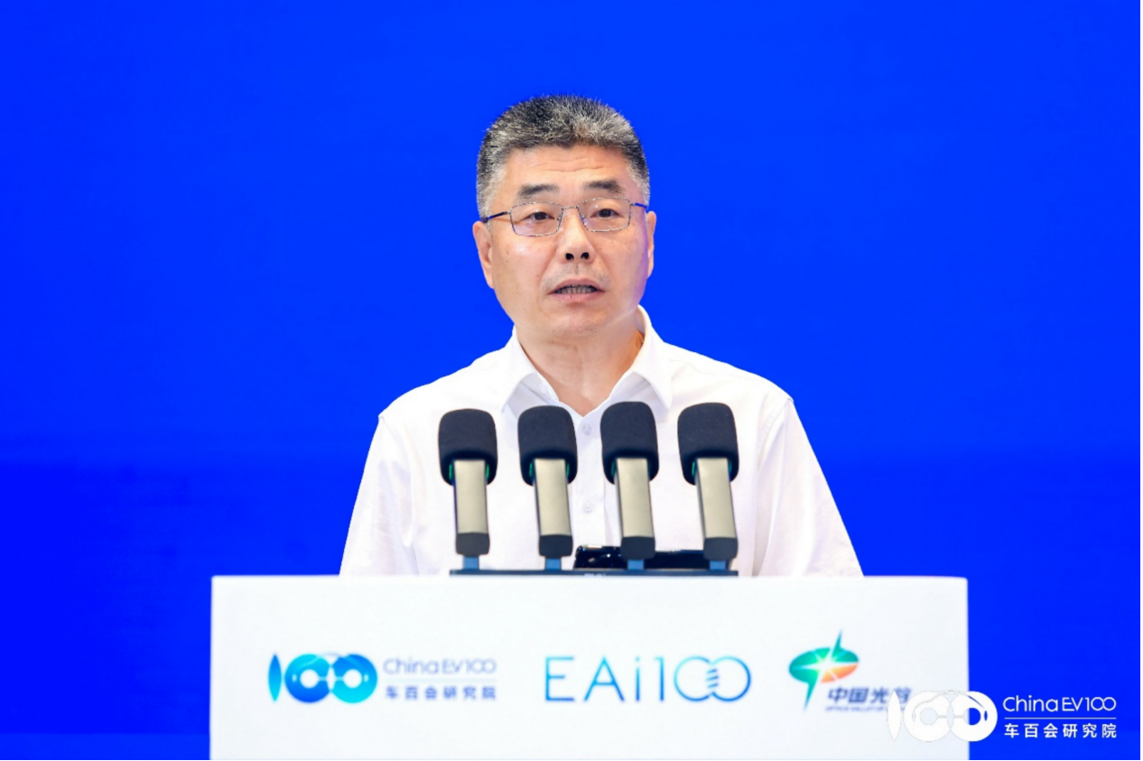 聚合智能产业发展大会（2025）在光谷成功举办，聚合“三大件”成产业新焦点
