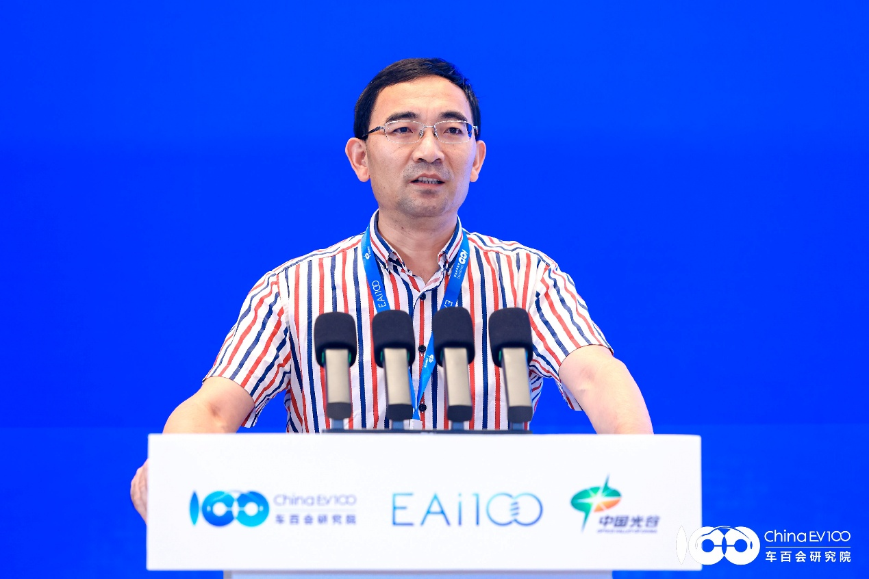聚合智能产业发展大会（2025）在光谷成功举办，聚合“三大件”成产业新焦点