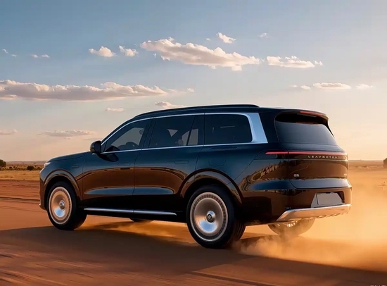 定位大型旗舰SUV 零跑D19预告图发布