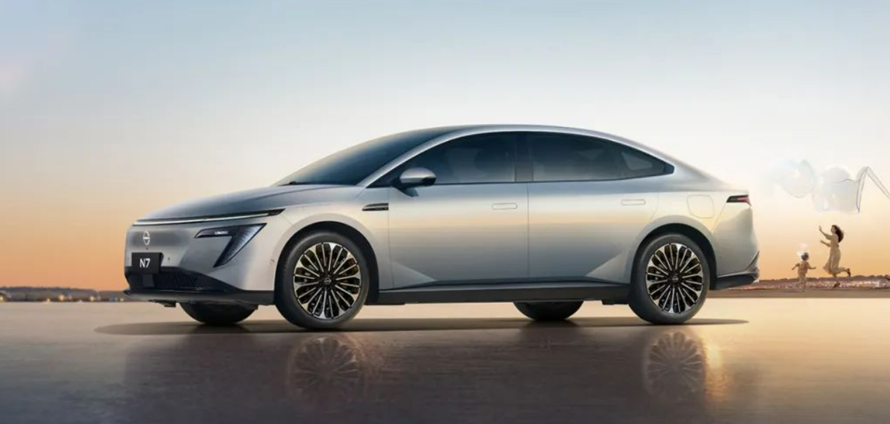 N7，给东风日产“上了一课”？