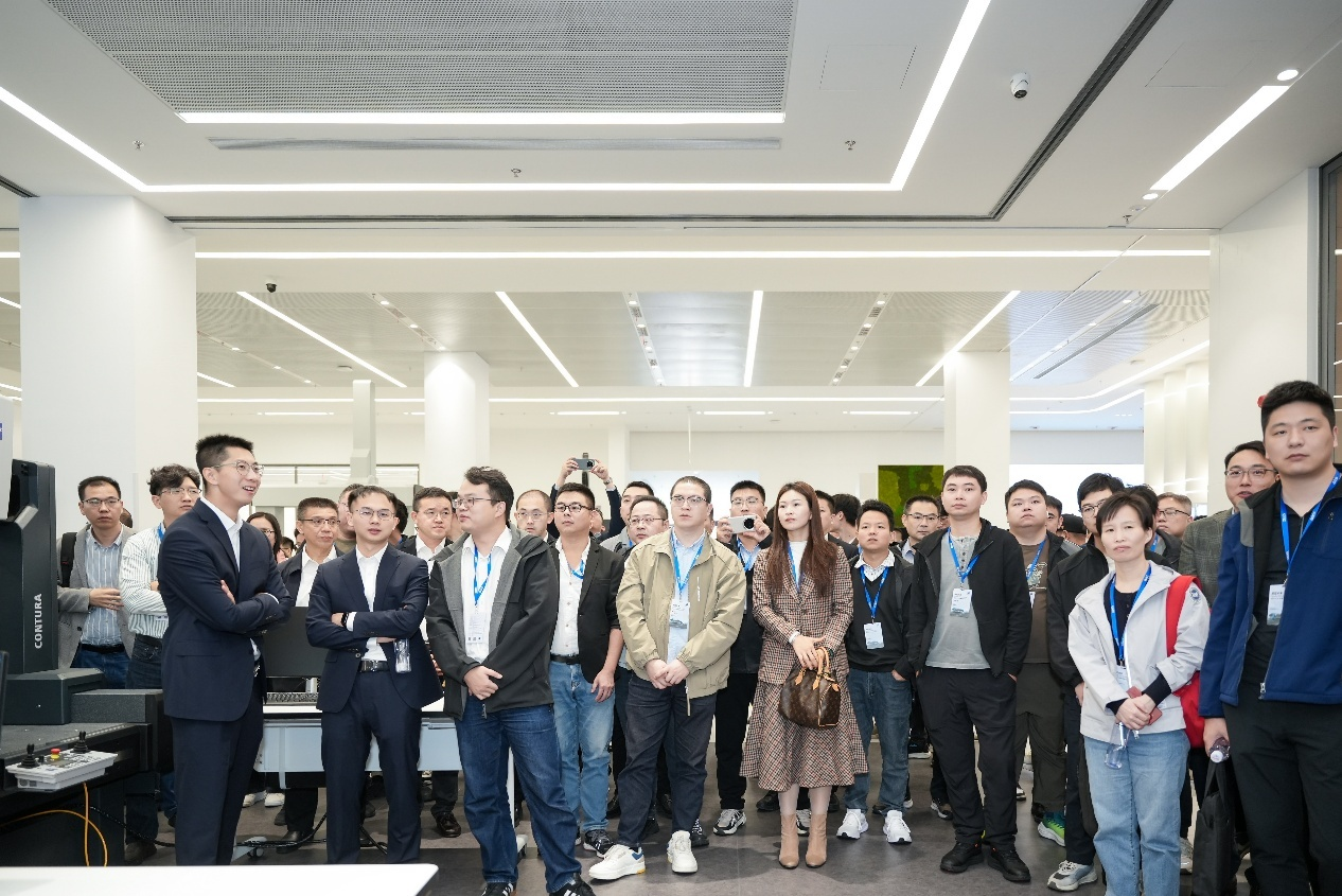 以“质量基石”护航中国新能源汽车创新与出海,共筑产业“白金标准”