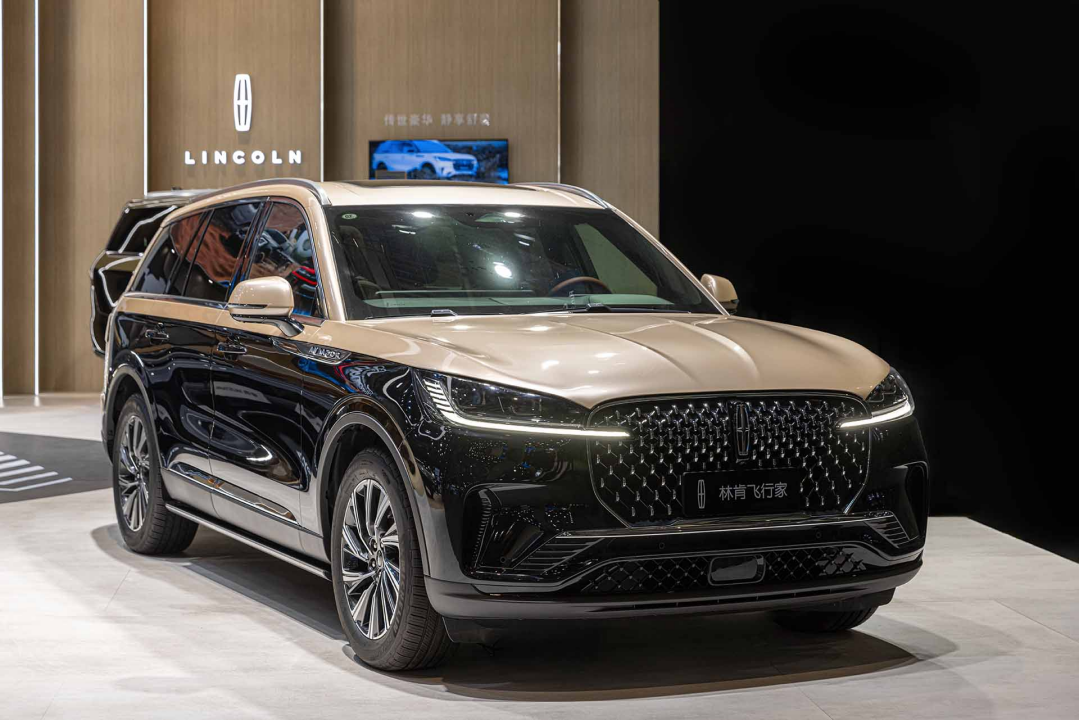 三十而越，福特汽车携明星产品阵容亮相第八届进博会