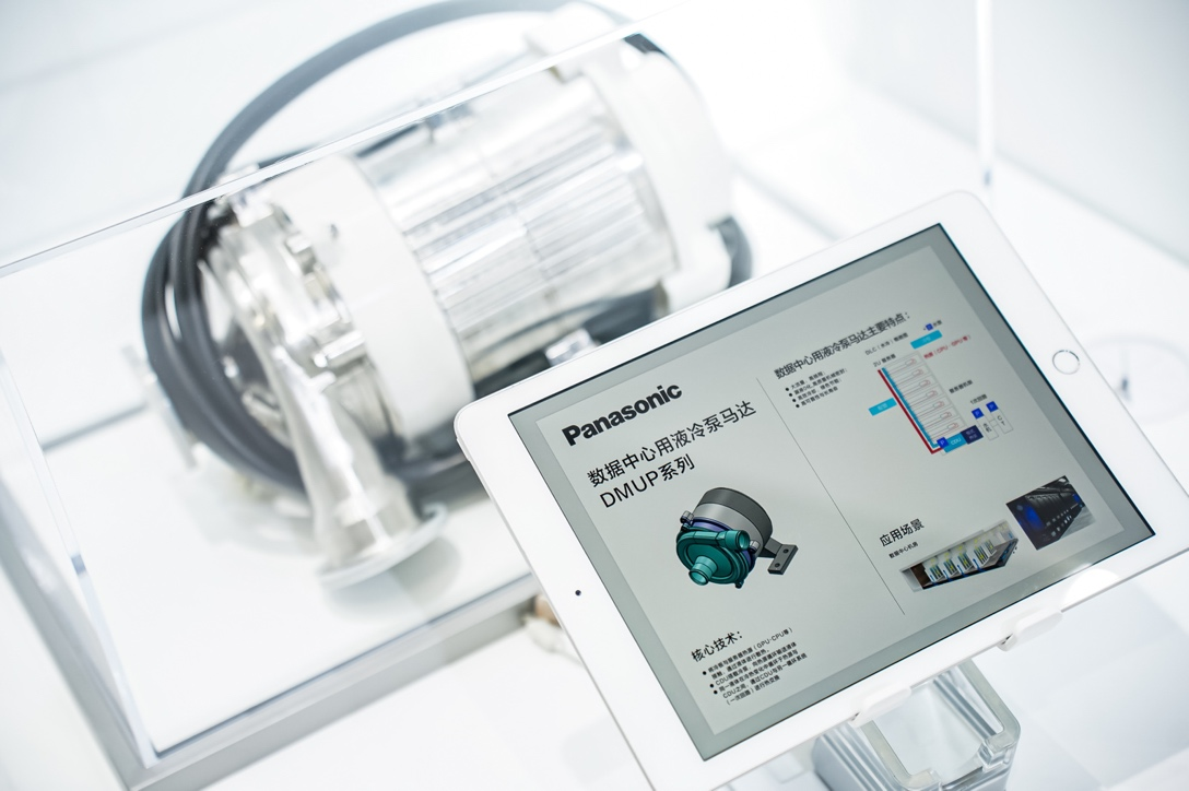 松下中国进博会首发AI战略 投资超15亿加码中国AI市场