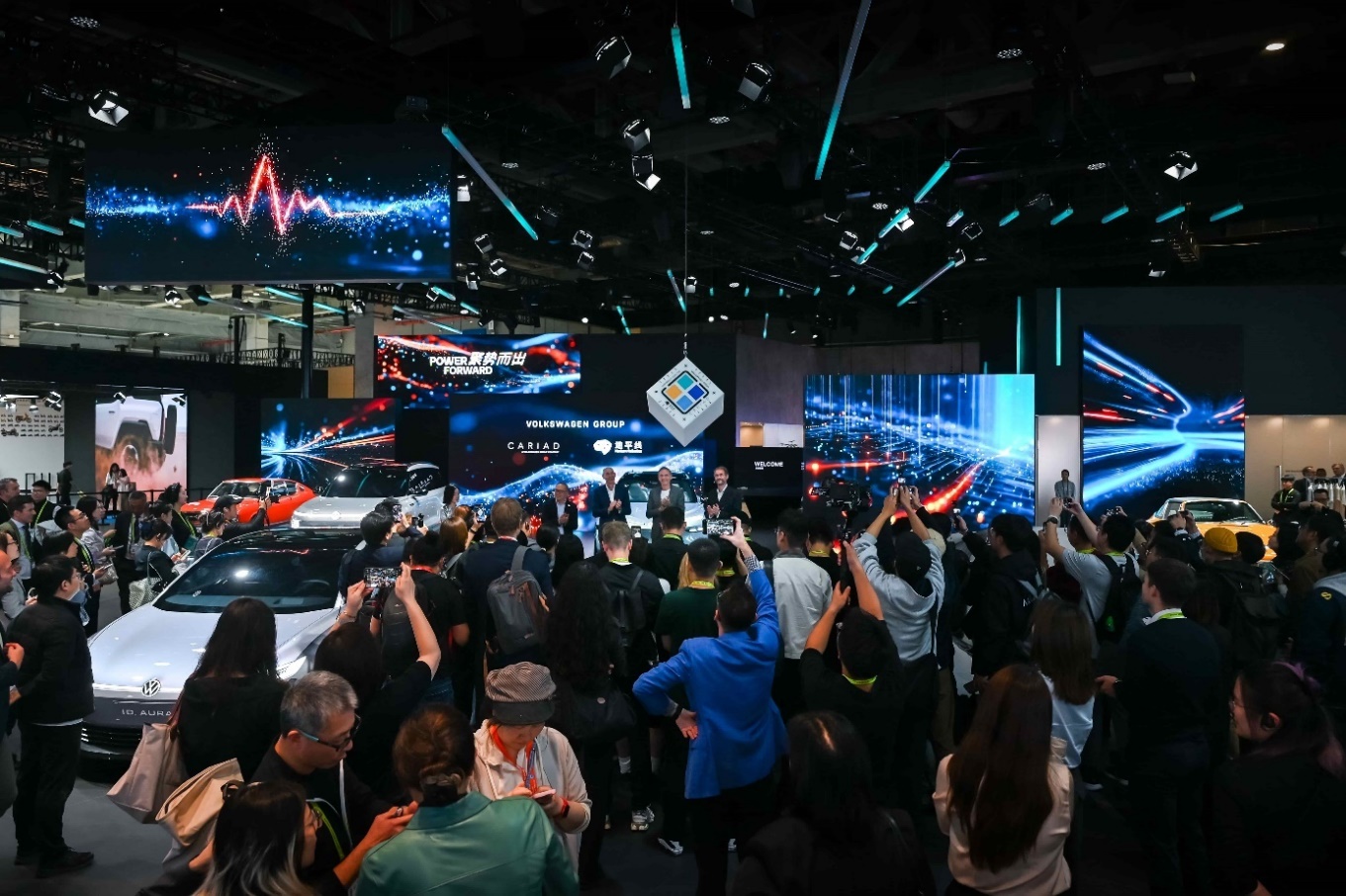 再赴进博之约|大众汽车集团前沿科技点亮出行未来