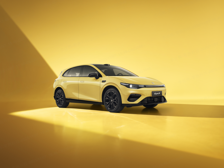 为全球年轻用户打造的“人生Dream Car” 零跑Lafa5预售开启