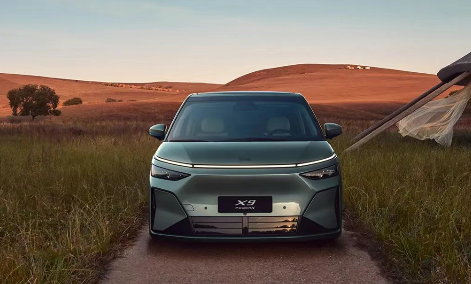 E周看点 | 特斯拉国内10月销量降9.9%;吉利“租”工厂扩产能