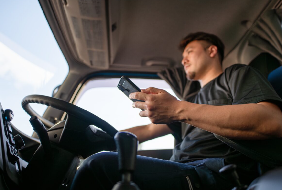 Seeing Machines推出全球首创的“注意力共享”功能 增强商用车辆的注意力分散检测能力