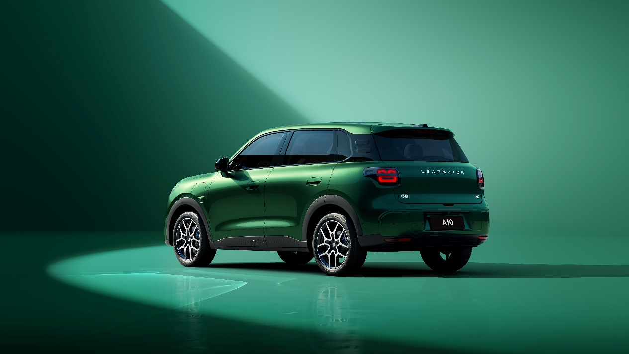 智能精品长续航SUV 零跑A10广州车展开启全球首秀500km超长续航+激光雷达