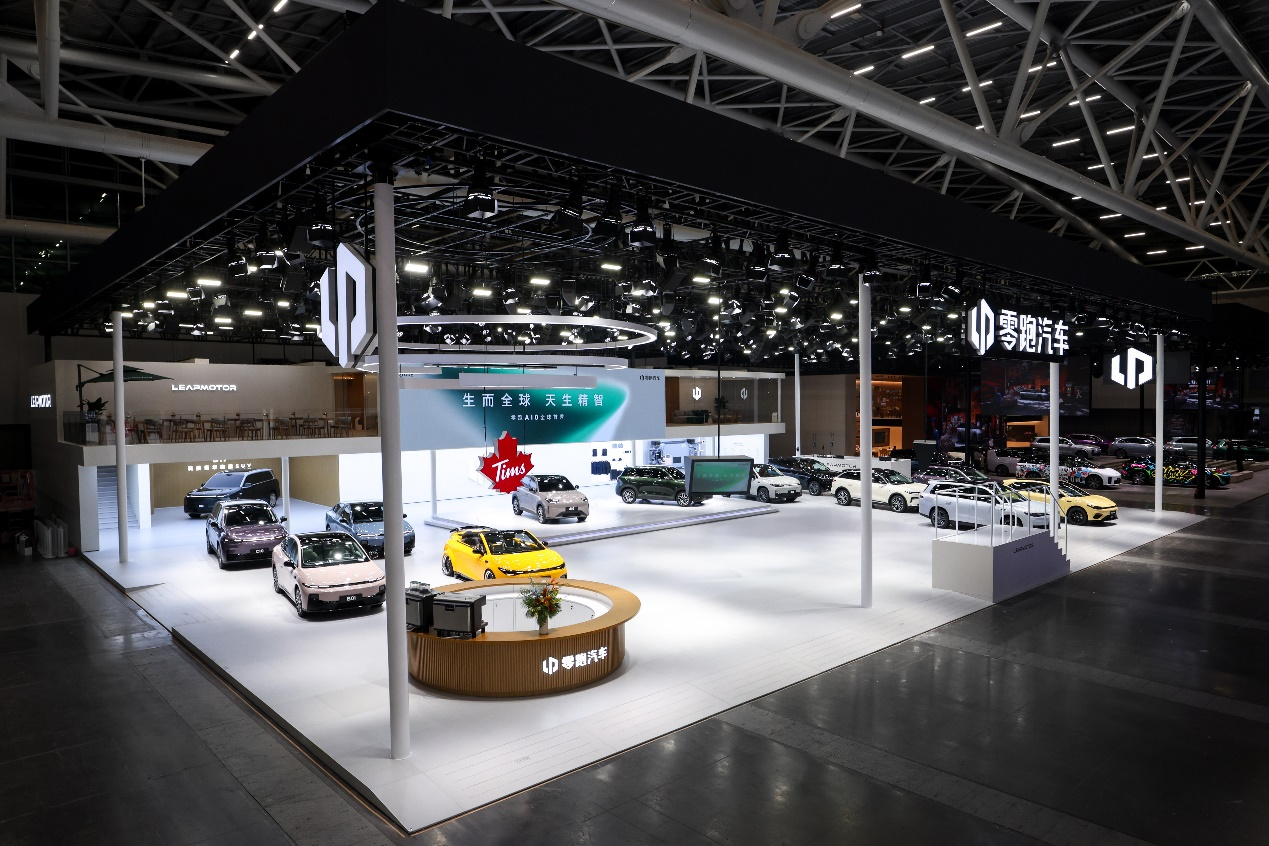 智能精品长续航SUV 零跑A10广州车展开启全球首秀500km超长续航+激光雷达