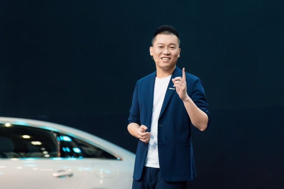 全球首发豆包深度思考大模型及场景，荣威M7 DMH“最具活人感”车机引爆广州车展！