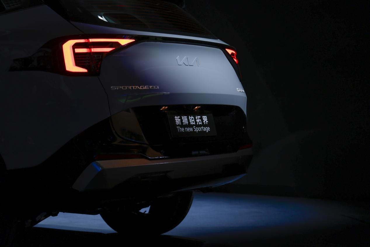 李娜倾情代言新狮铂拓界 起亚携全明星车型闪耀广州车展