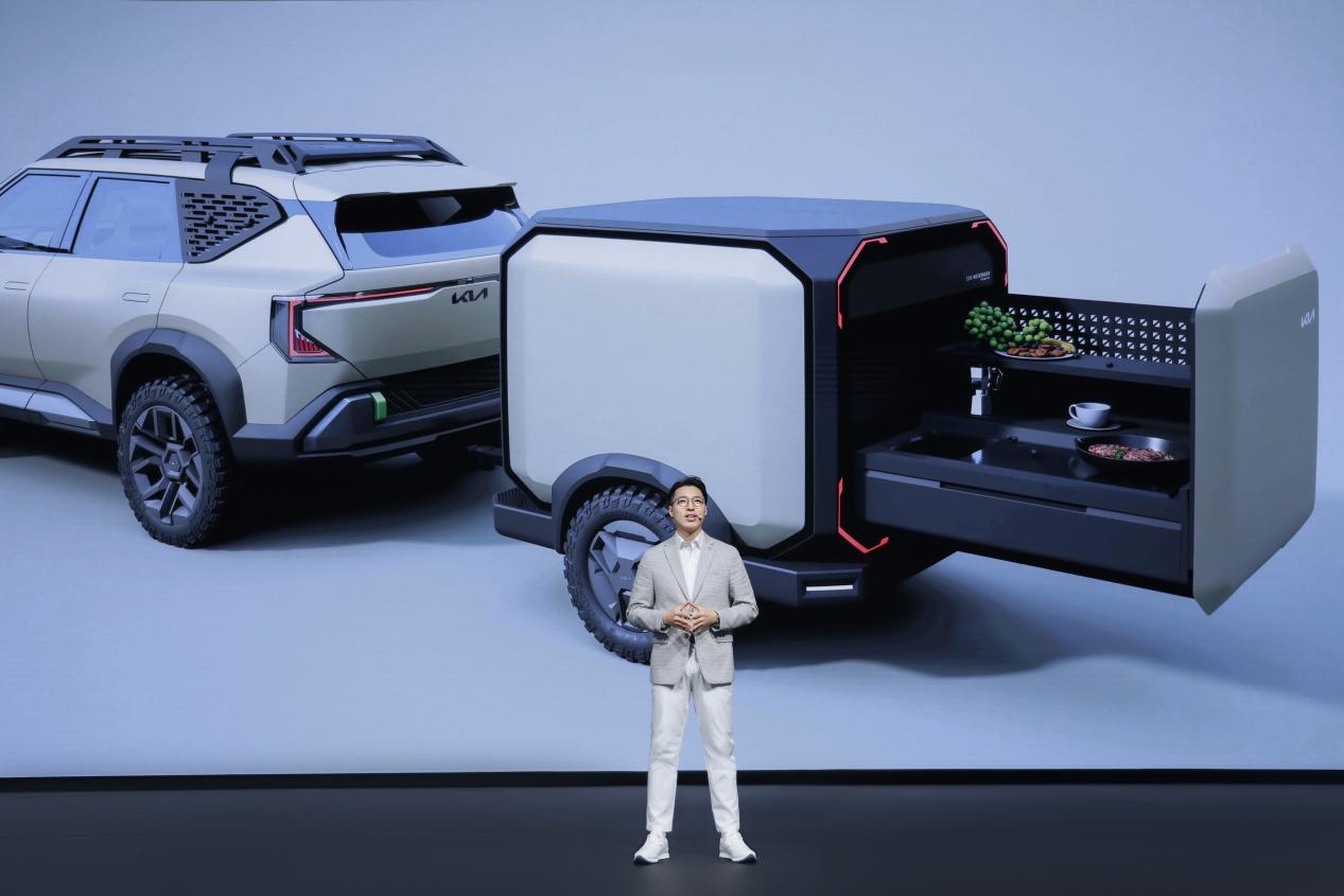 李娜倾情代言新狮铂拓界 起亚携全明星车型闪耀广州车展